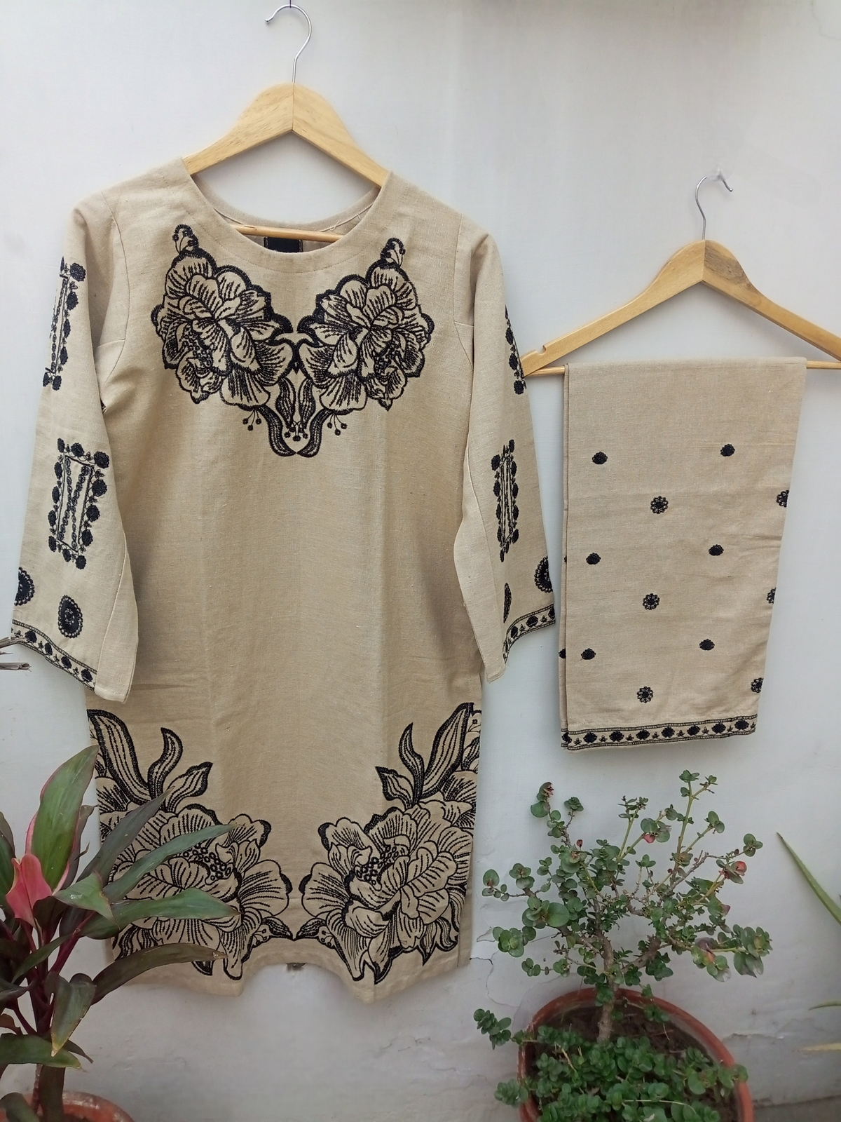 2pc Embroidered hand woven jute khaddar
