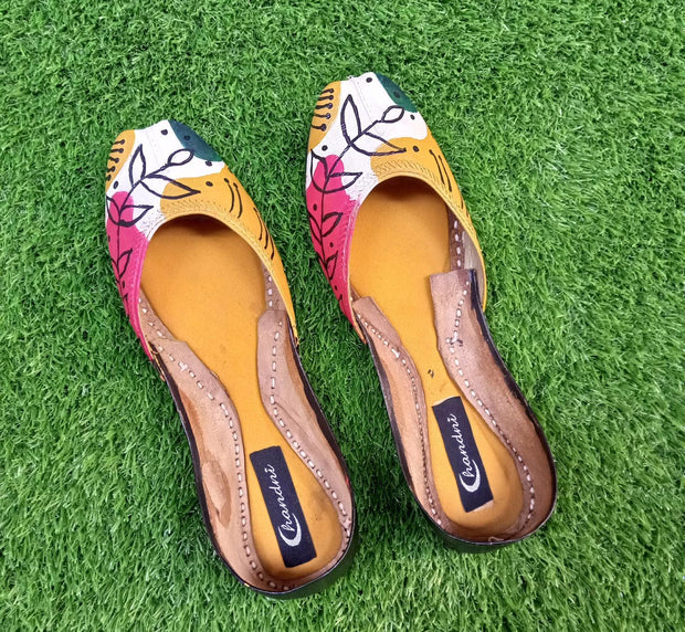 CHP_401_Leaf Hand  Painted  Khussa