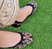 CHF_352_ Black Khussa