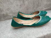 CHCk_306_ Green Khussa