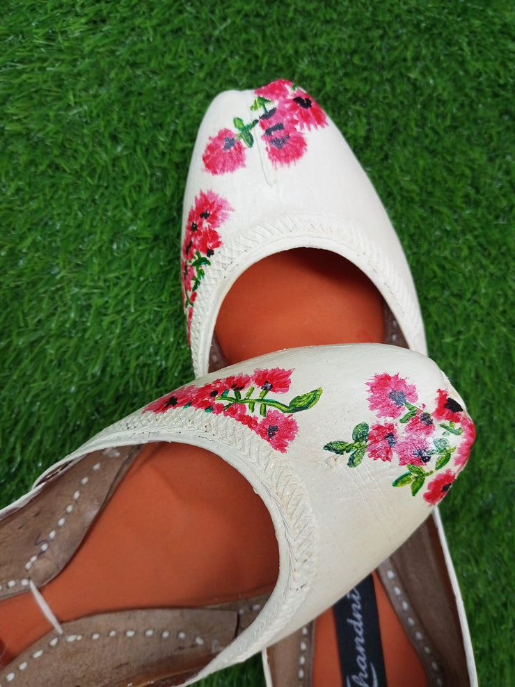 CHP_405_White ROSE  Hand Painted  Khussa