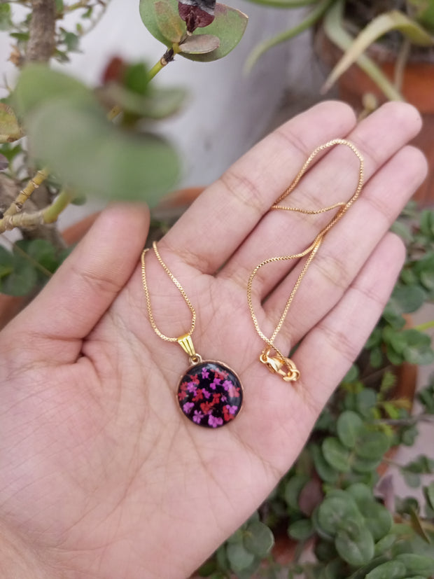 FLAT PRESSED RESIN PRESERVED RED PINK  ANALACE FLOWER  PENDANT WITH CHAIN