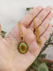 FRESH FLOWER ANTIQUE STYLE  PENNDENT WITH CHAIN