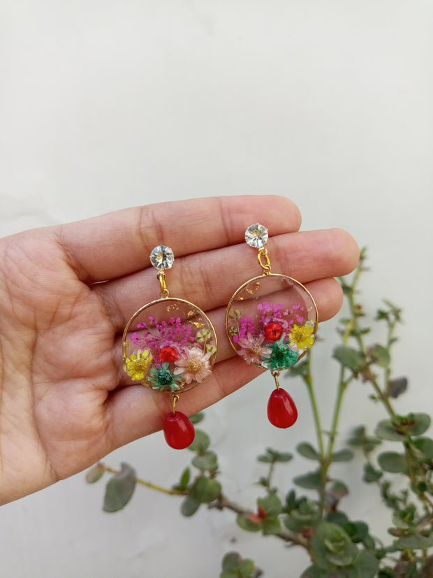 Flat Pressed Resin Preserved Multi Flower Round  Pendant and Earring Set