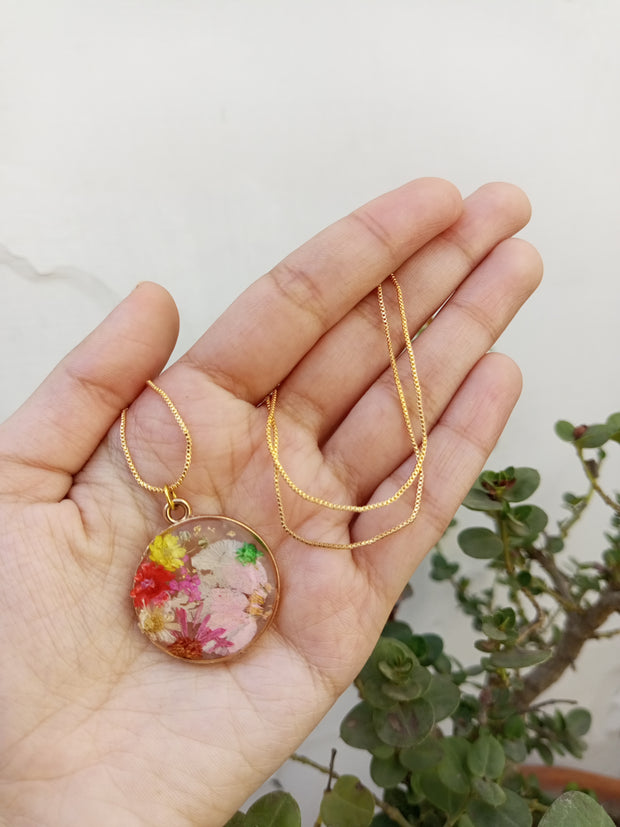Flat Pressed Resin Preserved Multi  Flower Transparent Pendant