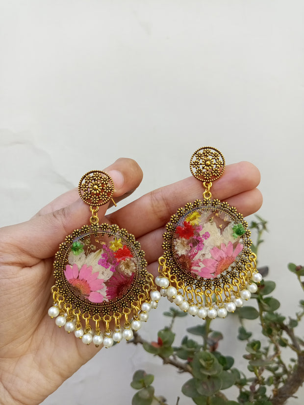 Flat Pressed Resin Preserved Multi  Flower Transparent Pendant and  Jhumka Set
