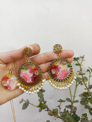 Flat Pressed Resin Preserved Multi  Flower Transparent Pendant and  Jhumka Set