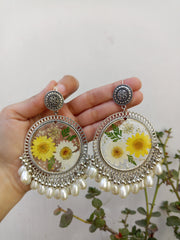 RESIN PRESERVED YELLOW WHITE  DAISY  FLOWER JHUMKA  EARRINGS