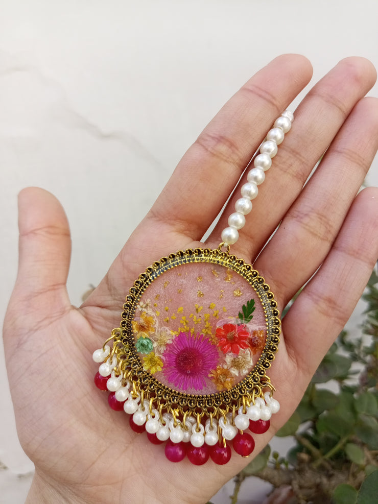 Flat Pressed Resin Preserved Multi  Flower Pink Base Bindiya