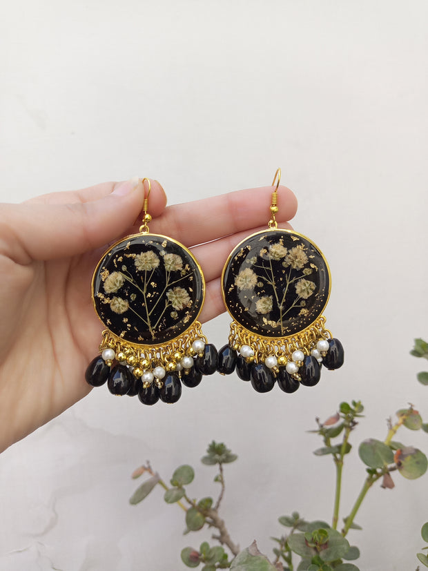 Flat Pressed Resin Preserved Baby Breaths Flower Black  Pearls Hanging  Earrings