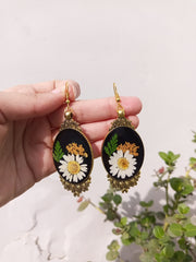 Flat Pressed Resin Preserved Fresh  Epoxy Dried Flower Atique Oval  Earrings