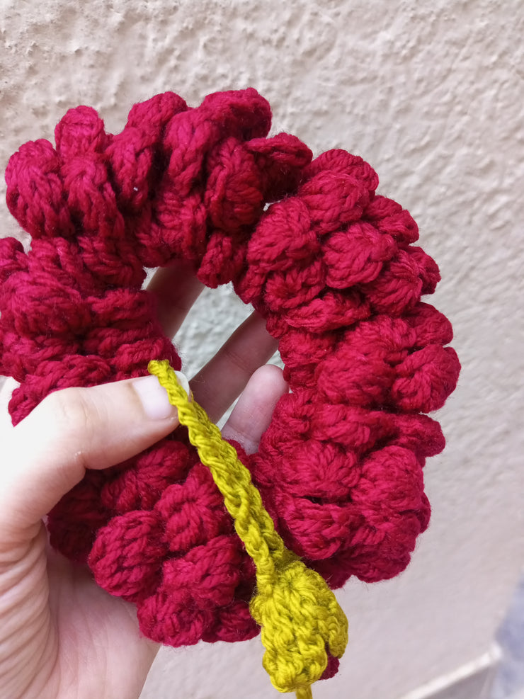 Handmade Crochet rose  Gajra ( 1 piece)