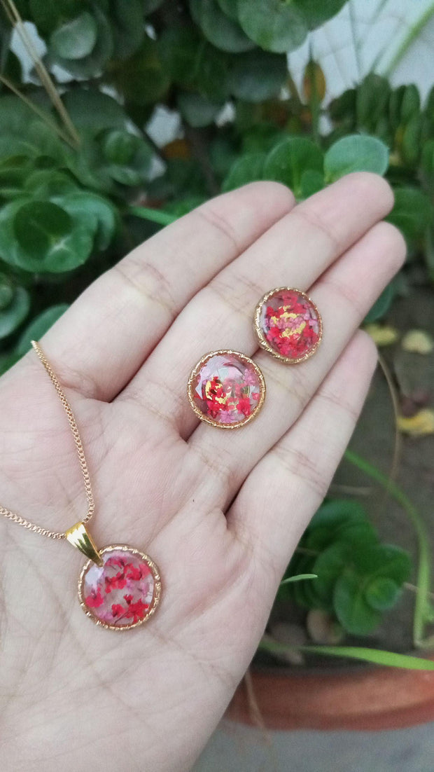Flat Pressed Resin Preserved Fresh Petal Charms Epoxy Dried Flower Pendent and Ear studs Pink set
