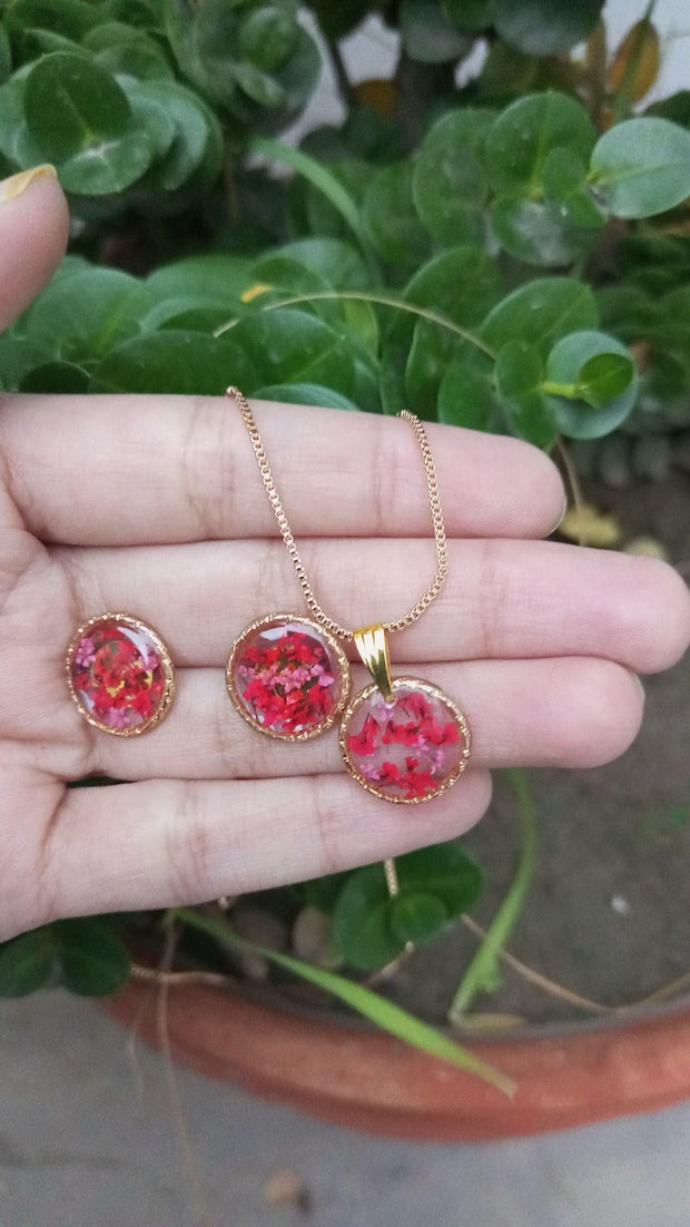 Flat Pressed Resin Preserved Fresh Petal Charms Epoxy Dried Flower Pendent and Ear studs Pink set