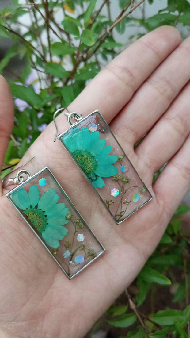 Fashion Transparent Dried Flower Elegant Rectangle Earrings For Women Resin Daisy Earring