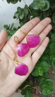 Resin Preserve Rose Petals Earrings and pendent set