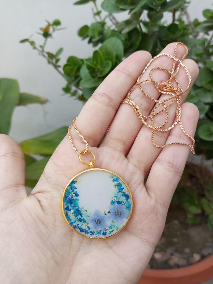 FLOWER ROUND PENDENT(WITH CHAIN)