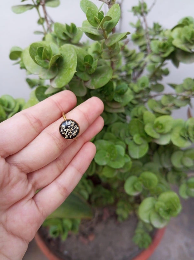 Flat Pressed Resin Preserved Fresh Petal Charms Epoxy Dried Flower Black  Ring jewelry