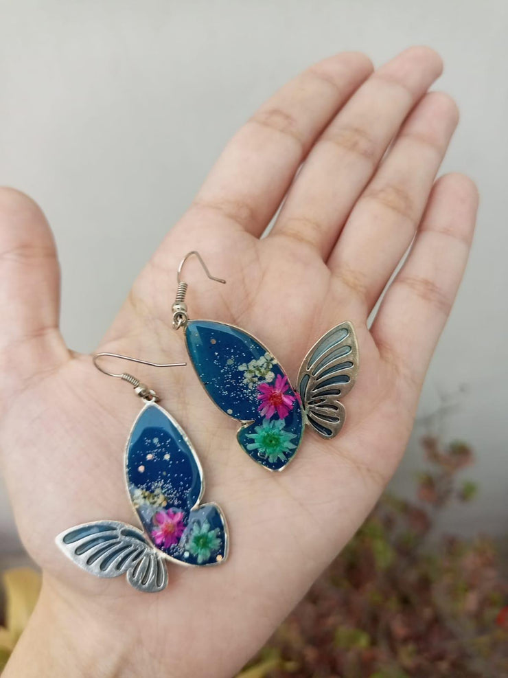 FLOWER BUTTERFLY EARRING AND PENDENT WITH CHAIN SET