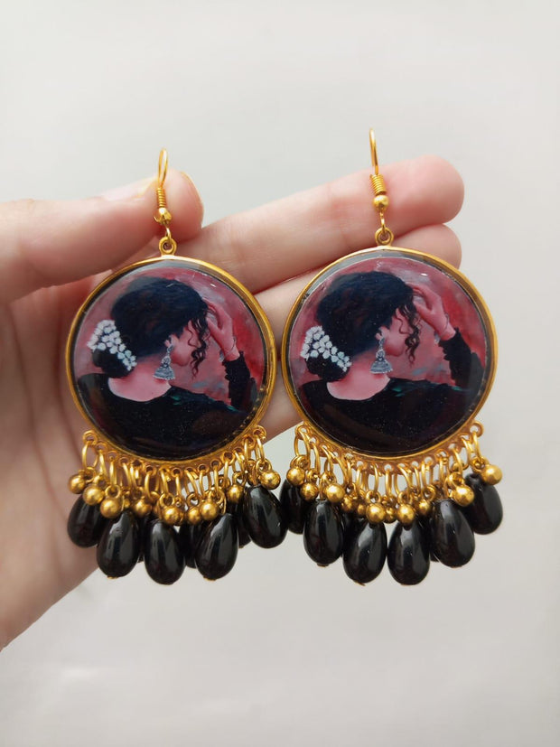 Resin Preserved   Painting  Earrings wiht Black Pearls