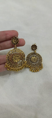 Round Studs  Earrings