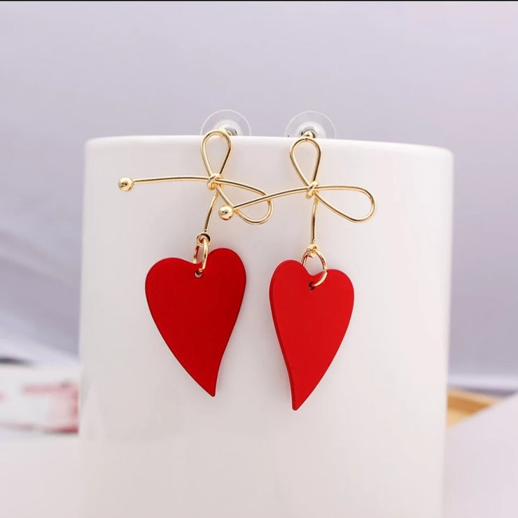 Tie Heart Shape Earrings