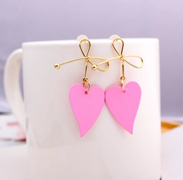 Tie Heart Shape Earrings