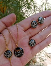 resine mini white analace black set with name "mheen"