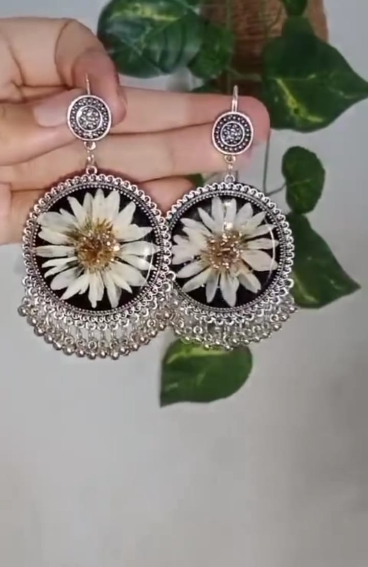 preserve customer flower in jhumka