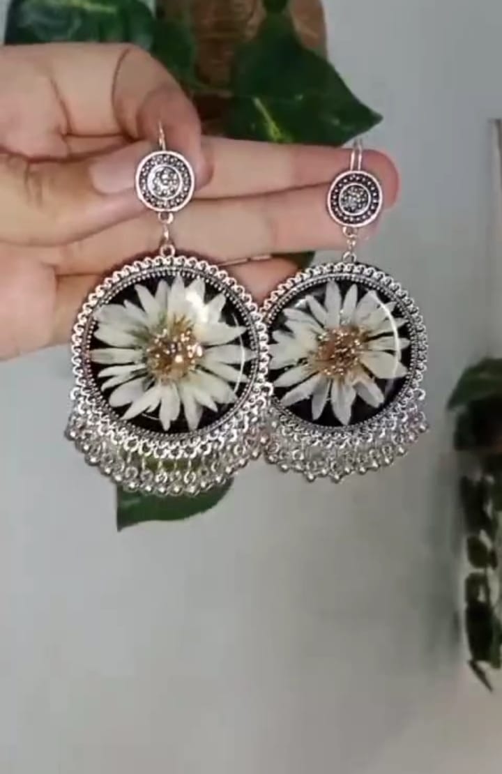 preserve customer flower in jhumka