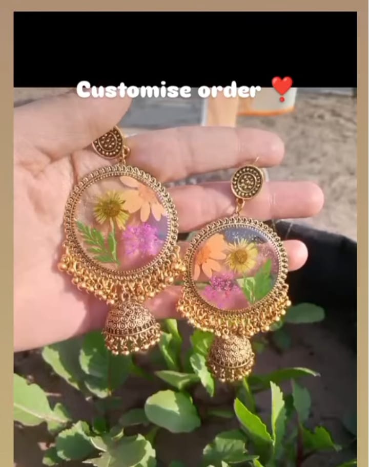 preserve flower in jhumka ,rings,necklace and bindiya set ( custom design)