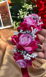 double shade pink and  red  floral flower gajra