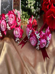 double shade pink and  red  floral flower gajra
