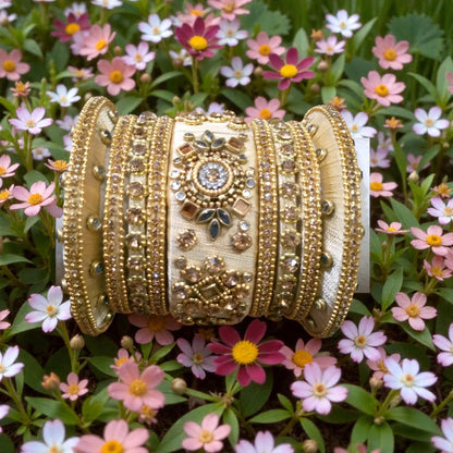 Zar-e-Noor Bridal Bangles Set