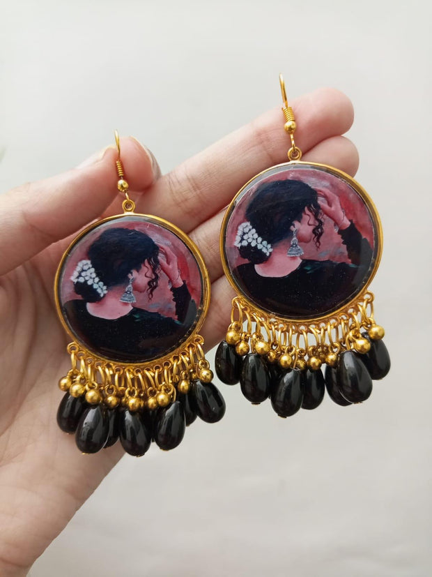 Resin Preserved   Painting  Earrings wiht Black Pearls