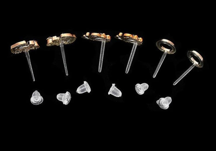 Plastic    Earstuds (  random three pair )