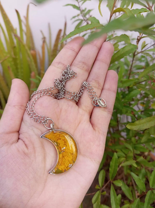 RESIN PRESERVED FRESH CRUSH SUNFLOWER MOON PENNDENT WITH CHAIN