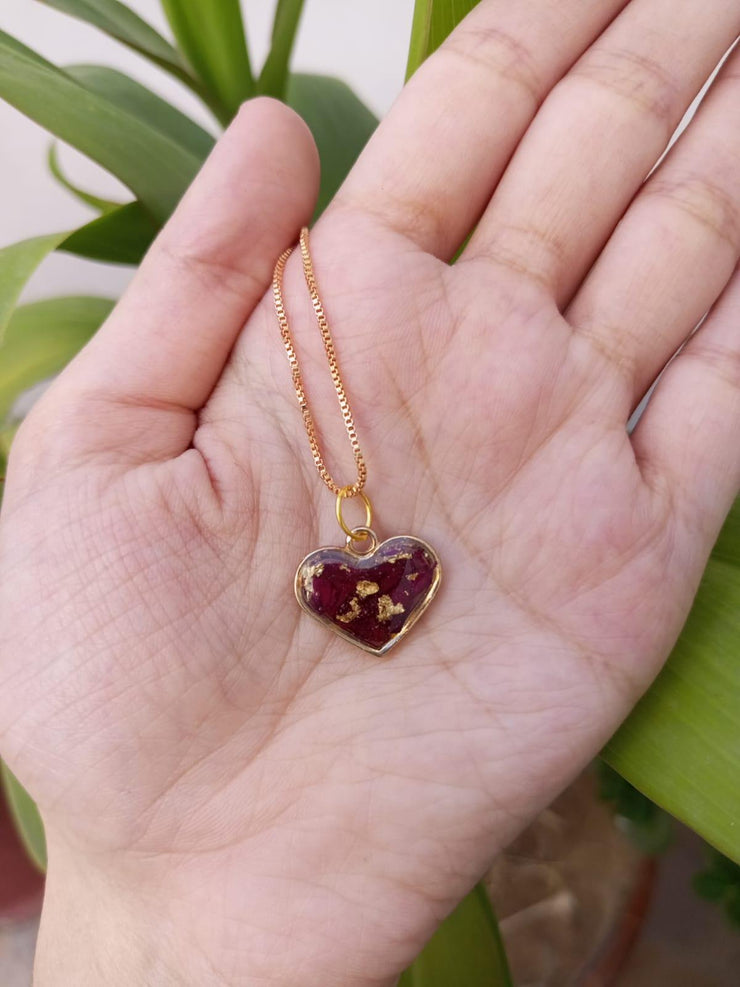 RESIN PRESERVED FRESH CRUSH PETAL HEART  MINI PENNDENT WITH CHAIN