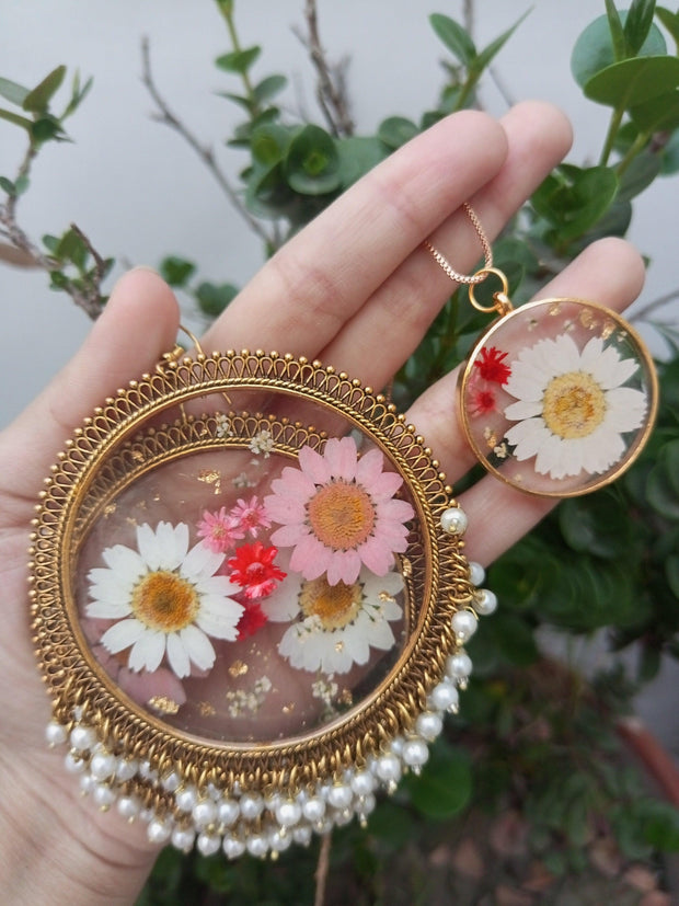 FLAT PRESSED RESIN PRESERVED FRESH PETAL  PENNDENT WITH CHAIN AND JHUMKA SET