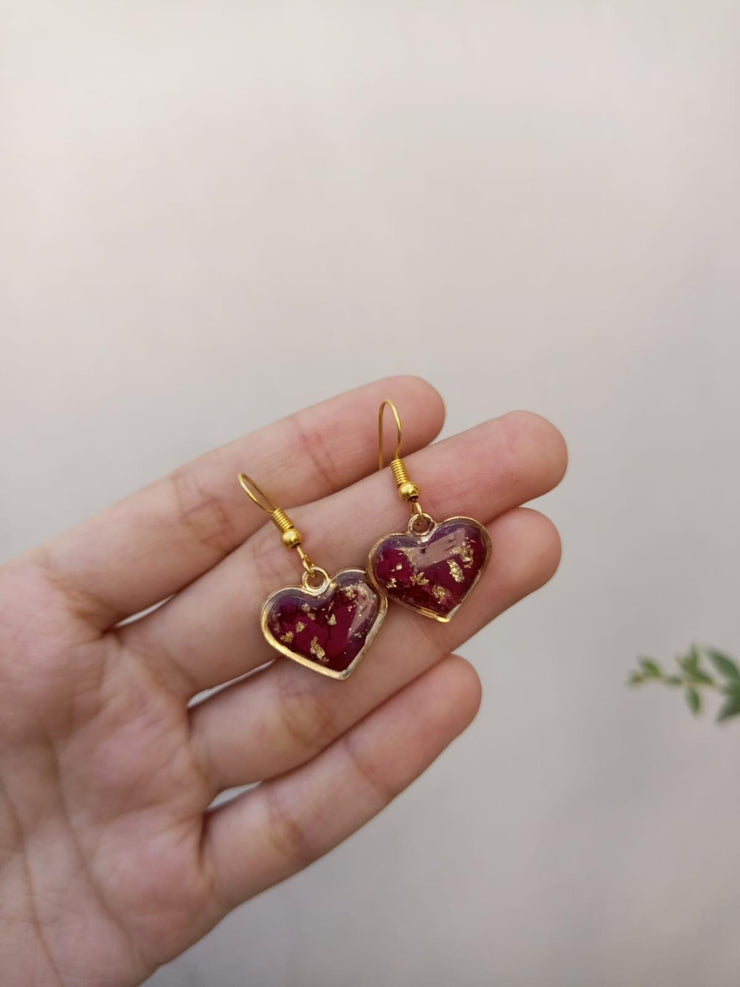 RESIN PRESERVED FRESH CRUSH PETAL HEART EARRINGS