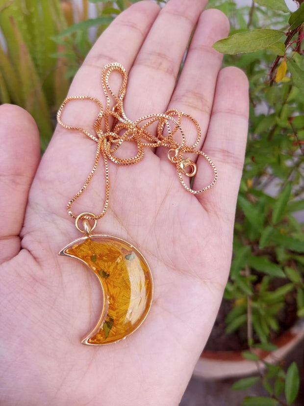 RESIN PRESERVED FRESH CRUSH SUNFLOWER MOON PENNDENT WITH CHAIN