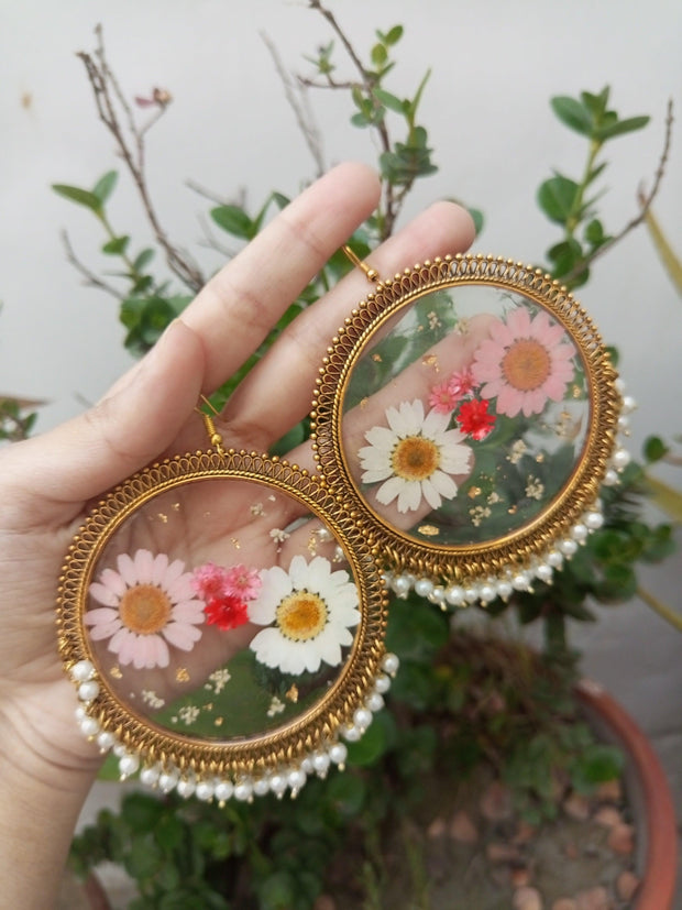 FLAT PRESSED RESIN PRESERVED FRESH PETAL  JHUMKA