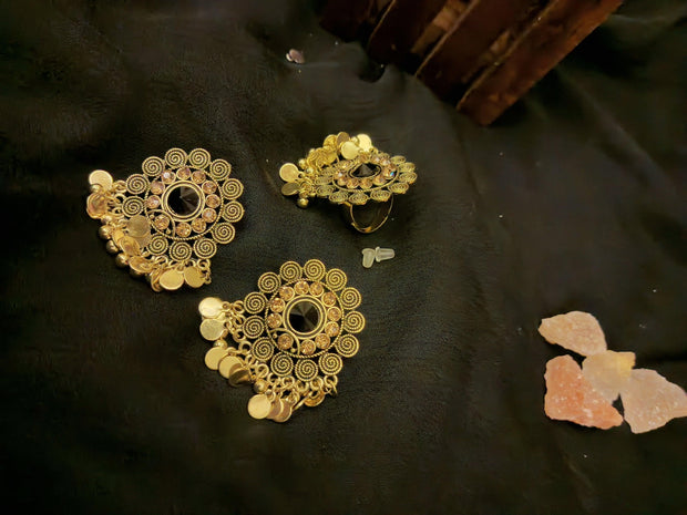 Earring and Ring Set Gold