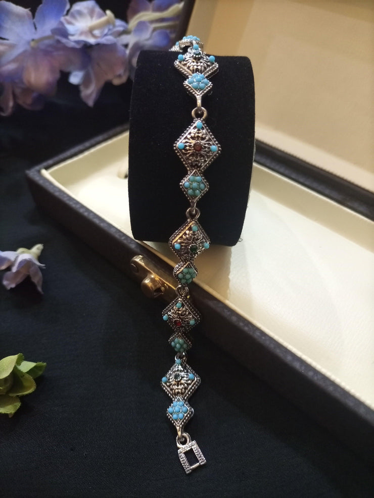 Traditional Style Bracelet