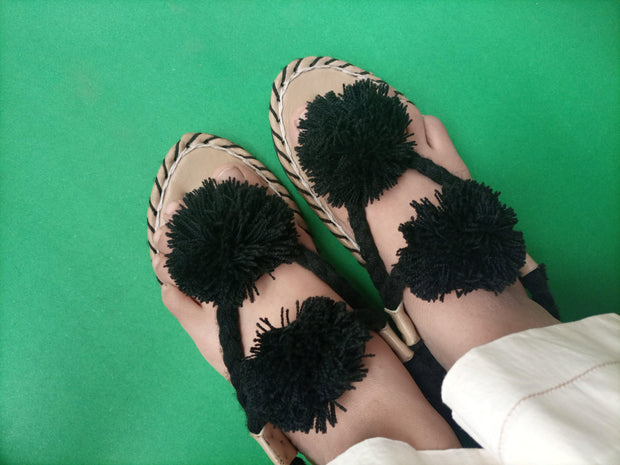 CHBC_201_Black Balochi Chapal