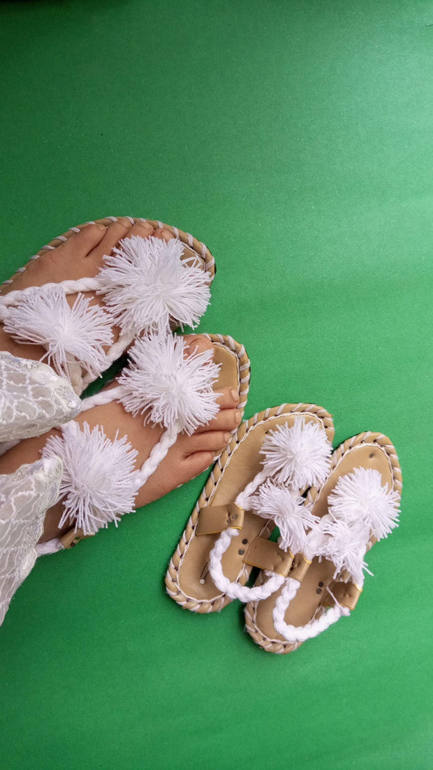 CHKBC_254_ White Balochi Chapal
