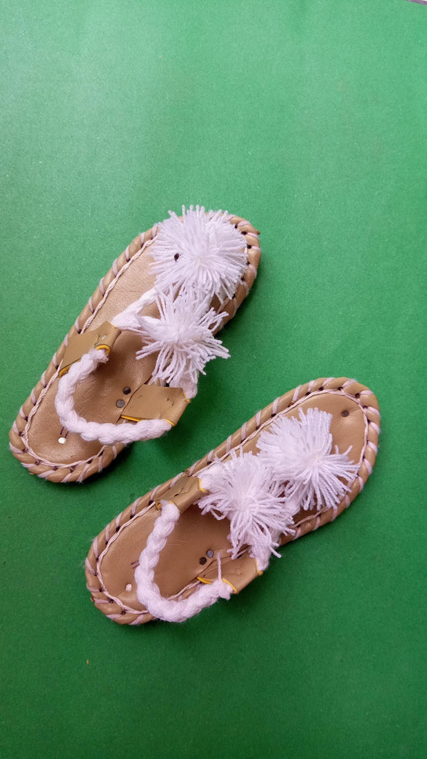CHKBC_254_ White Balochi Chapal