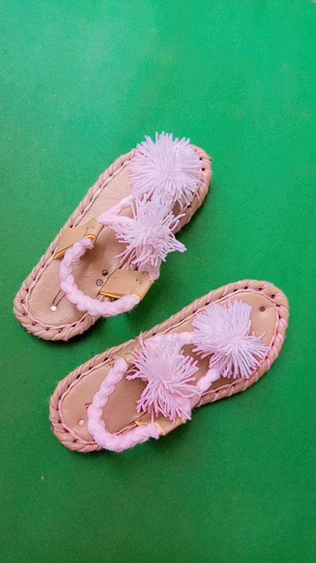 CHKBC_254_ White Balochi Chapal