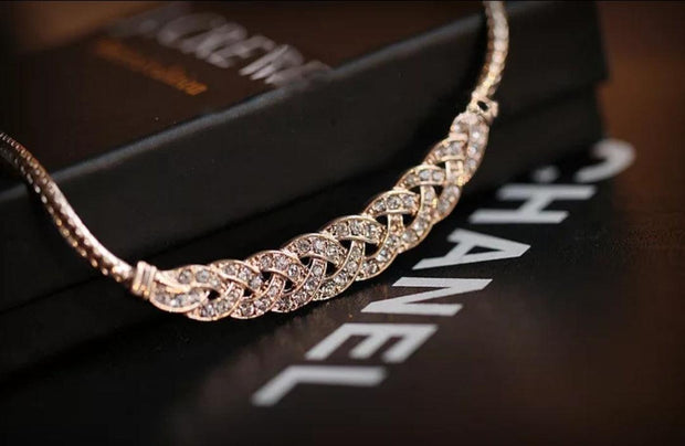 Pendent Chain Necklace